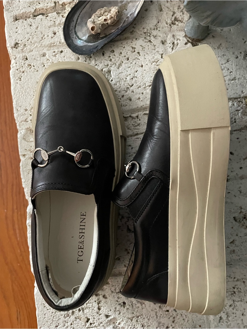 TGE&SHINE leather shoes